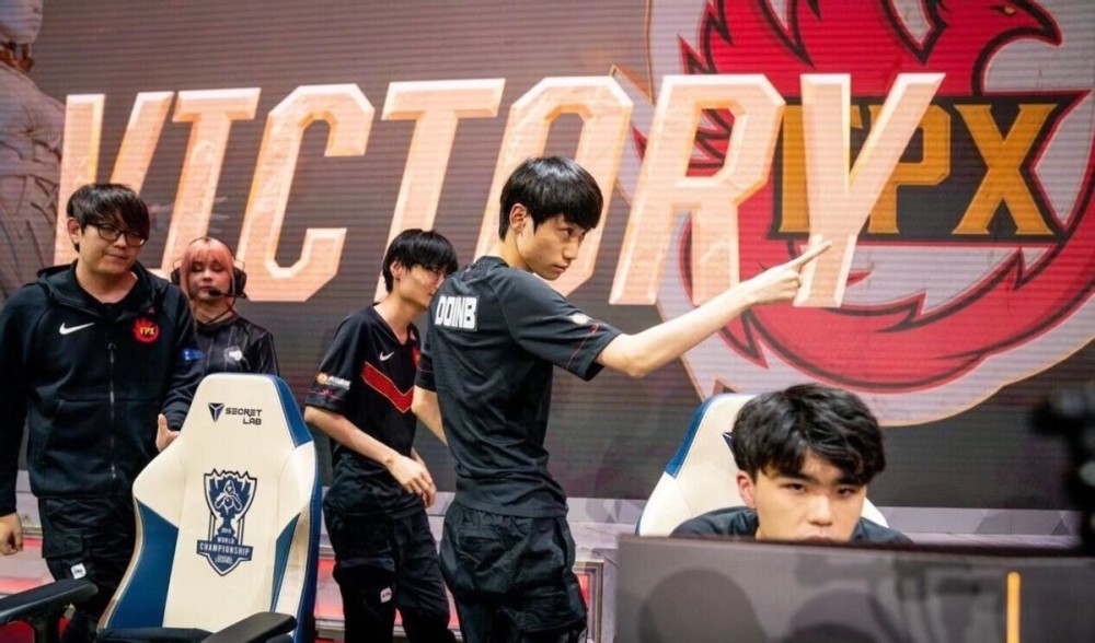 作为一名比 作为一名比